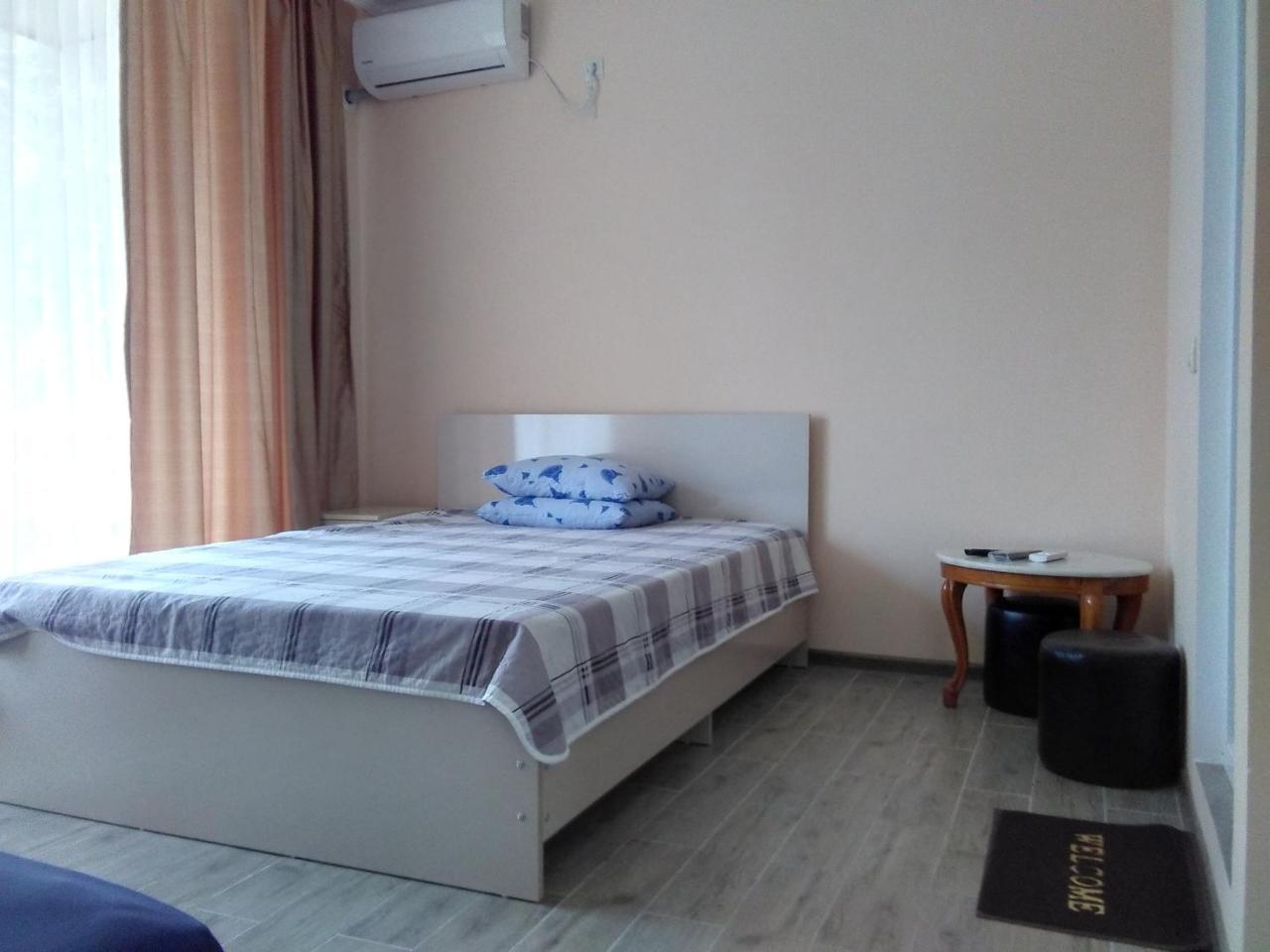 Str.Agmashenebeli 548 Hotel Kobuleti Kültér fotó