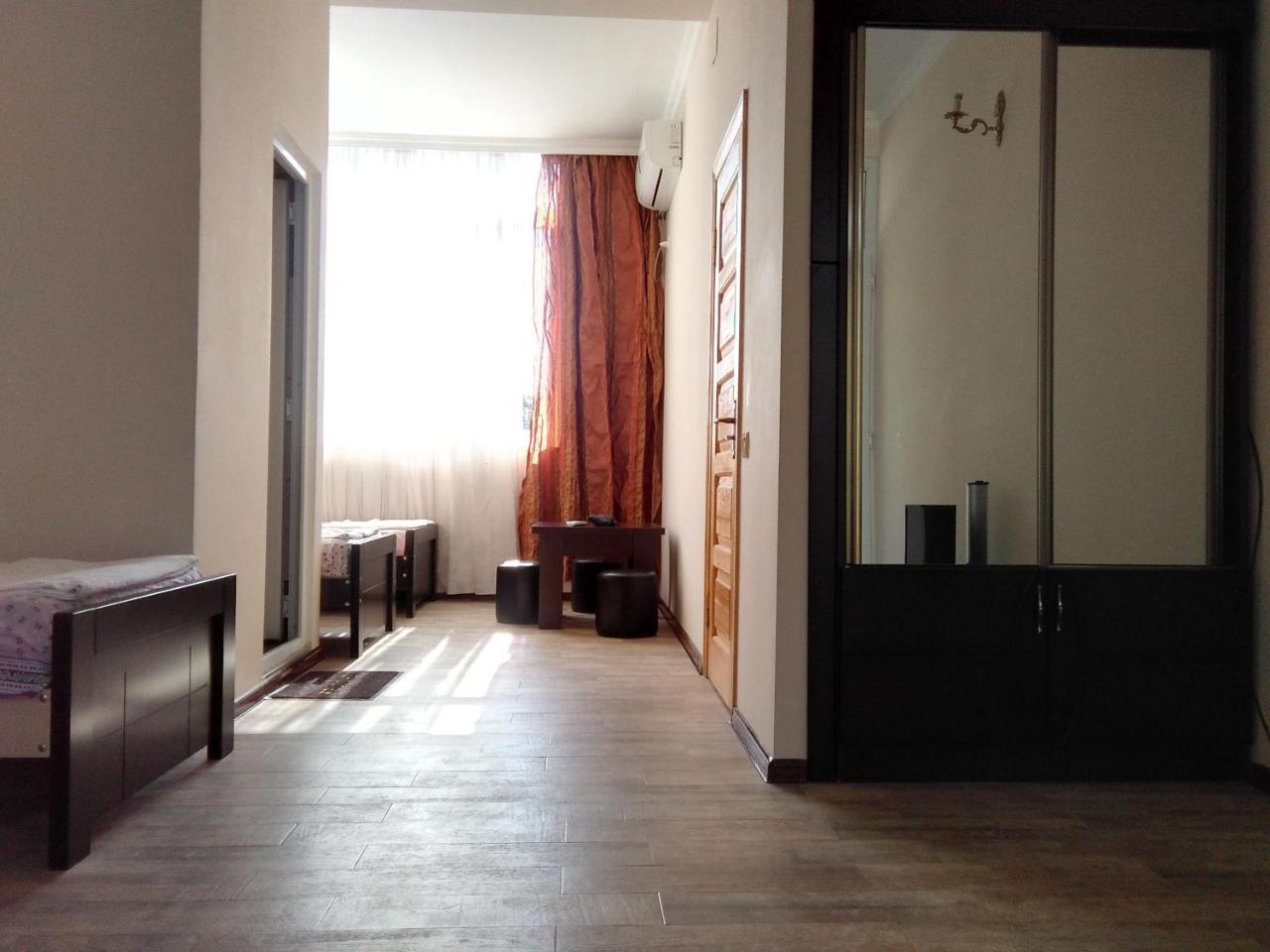 Str.Agmashenebeli 548 Hotel Kobuleti Kültér fotó