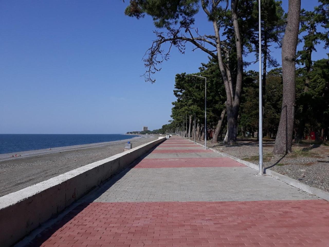 Str.Agmashenebeli 548 Hotel Kobuleti Kültér fotó