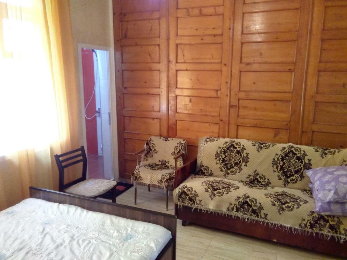 Str.Agmashenebeli 548 Hotel Kobuleti Kültér fotó
