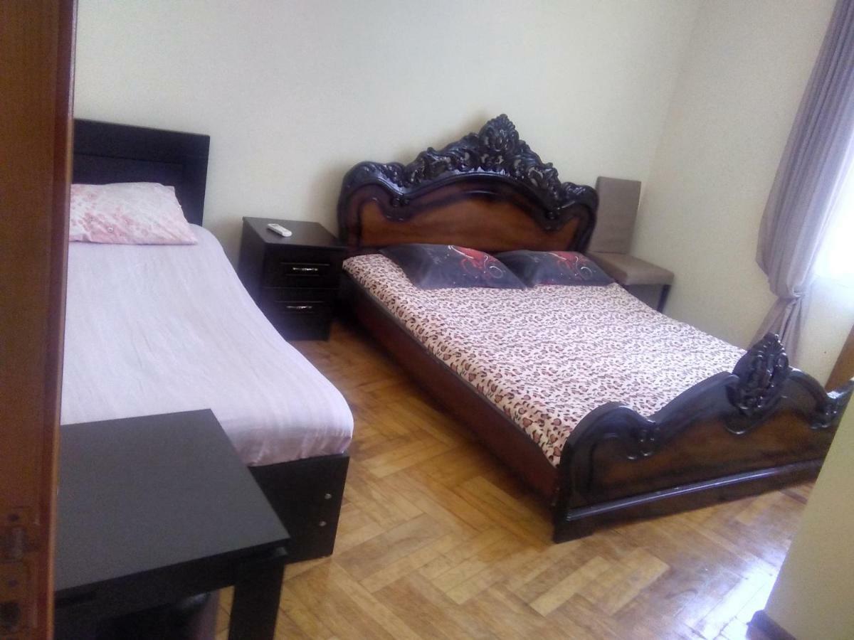 Str.Agmashenebeli 548 Hotel Kobuleti Kültér fotó